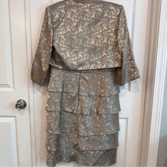 R&M Richards Gold embellished dress with jacket. Size 14 - Picture 3 of 15